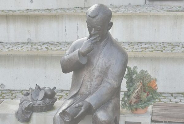 Hans Fallada Plastik in Neuenhagen bei Berlin